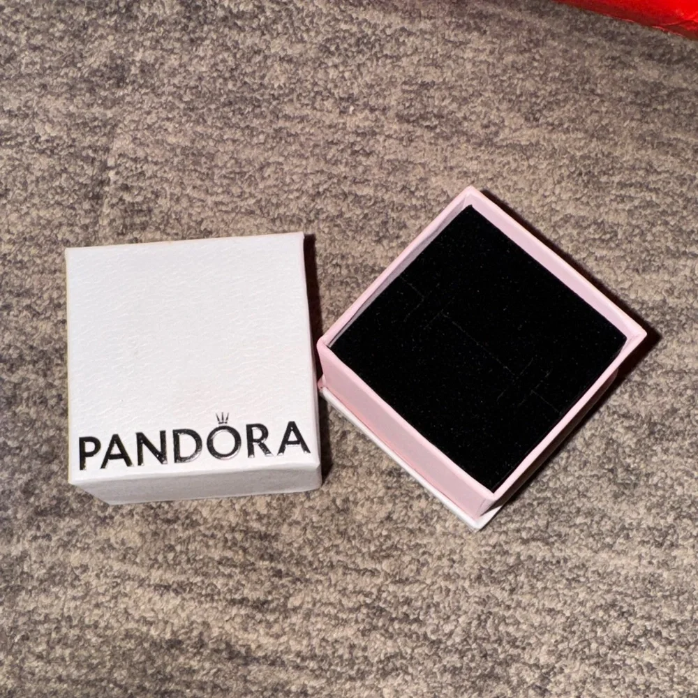 Pandora White Box‎ with Black Interior price each